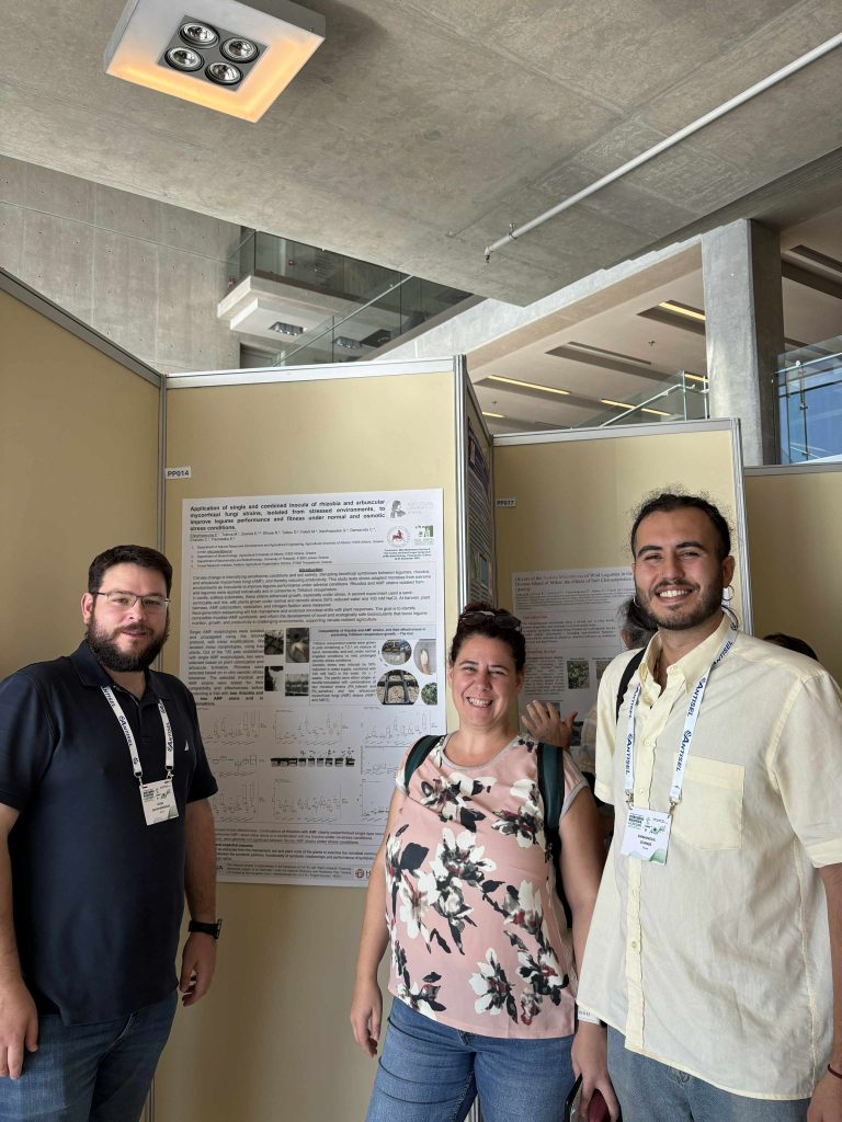 Dr. Myrto Tsiknia, Manos Zoanos, Peter Efstathopoulos at Mikrobiokosmos 2025